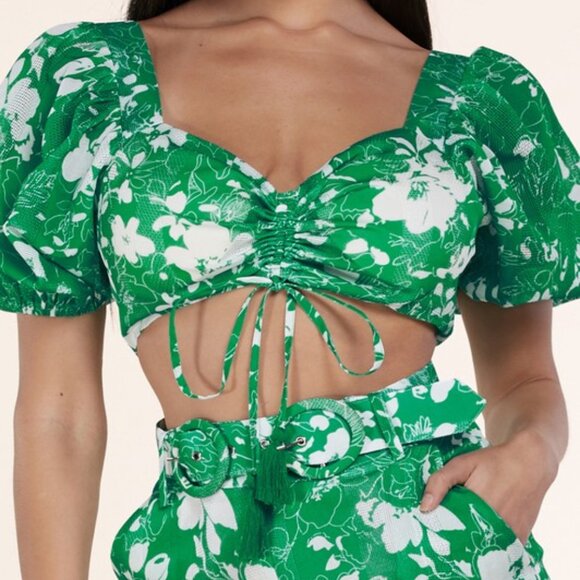 Tammy's Green Floral Top - Picture 1 of 4